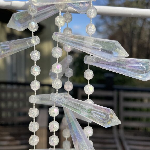 VTG Prism Beaded Garland Strand String Clear Acrylic Lucite Icicles Holiday 100" - Picture 3 of 4